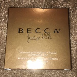 BECCA x Jaclyn Hill - Shimmering Skin Perfector